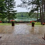 Letniskowy - Lesna Przystan Lodge *