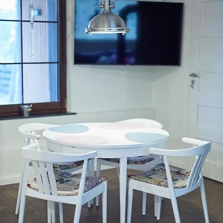 Lodge Letniskowy - Lesna Przystan Lubowo (Koszalin)