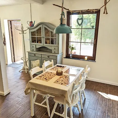 Letniskowy - Lesna Przystan Lodge Lubowo (Koszalin)