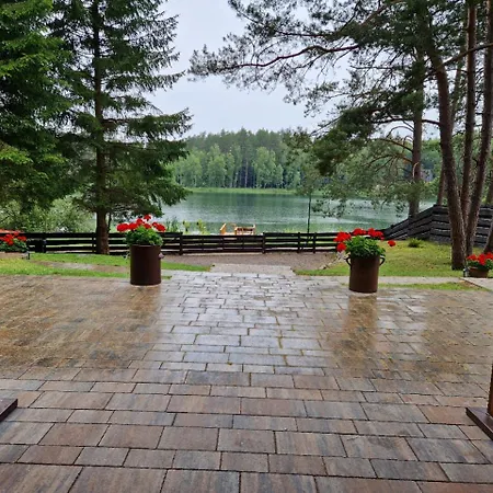 Letniskowy - Lesna Przystan Lodge *