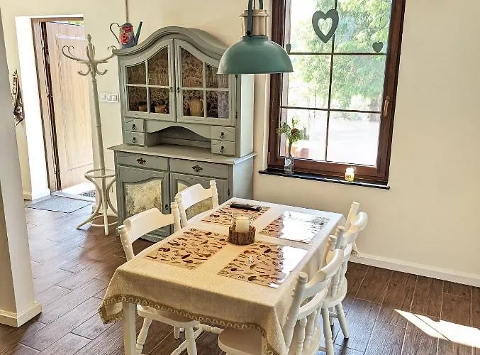 Letniskowy - Lesna Przystan Lodge Lubowo (Koszalin)