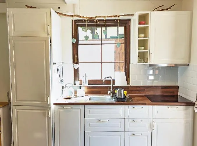 Letniskowy - Lesna Przystan Lodge Lubowo (Koszalin)